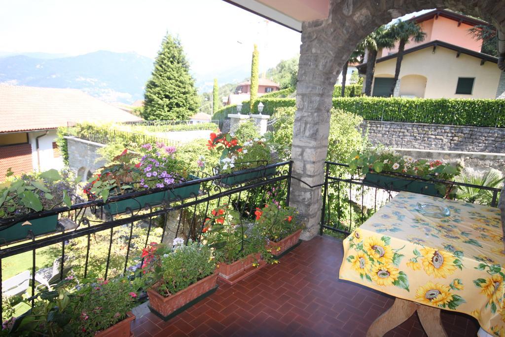 Bed and Breakfast Balcone Fiorito Menaggio Habitación foto